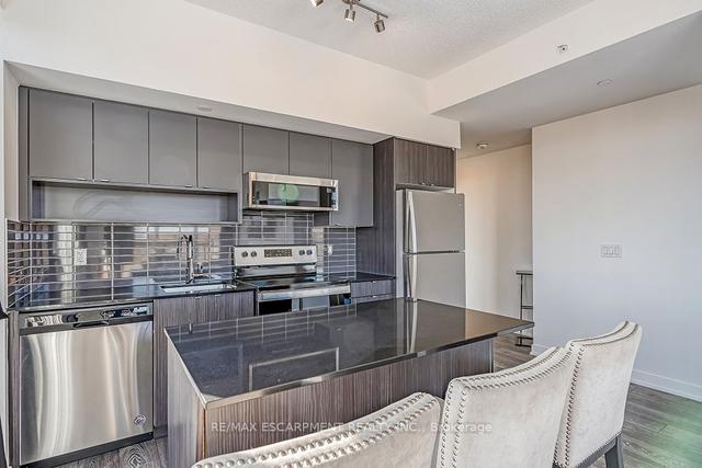 632b - 1119 Cooke Blvd, Condo with 2 bedrooms, 2 bathrooms and 1 parking in Burlington ON | Image 2