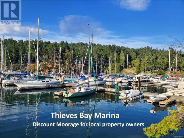 Thieves Bay Marina - 5 min away! | Image 47