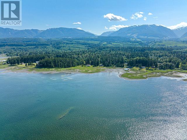 505 Arbutus Bay Rd, House detached with 3 bedrooms, 2 bathrooms and 8 parking in Comox Valley A BC | Image 22