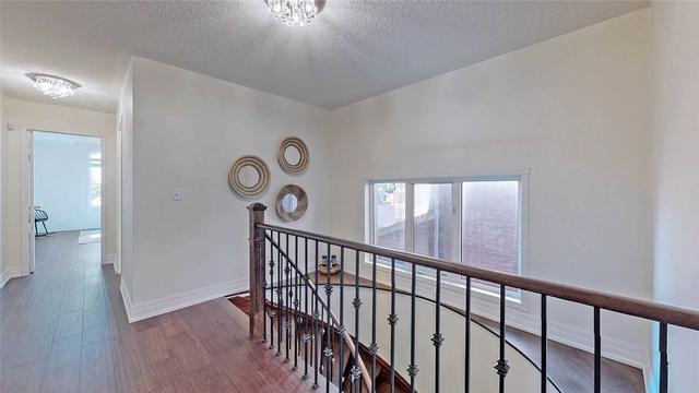 5845 Sidmouth St, House detached with 4 bedrooms, 5 bathrooms and 5 parking in Mississauga ON | Image 21