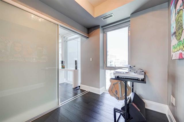 1508e - 576 Front St W, Condo with 2 bedrooms, 2 bathrooms and 1 parking in Toronto ON | Image 9