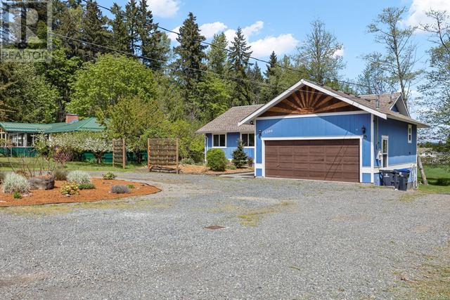 1300 Arden Rd, House detached with 5 bedrooms, 4 bathrooms and 4 parking in Courtenay BC | Image 3