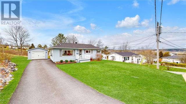 55 Glengarry Dr, House detached with 3 bedrooms, 1 bathrooms and null parking in Saint John NB | Image 1
