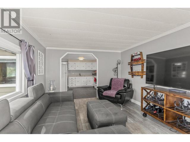23 - 5371 Princeton Ave, House other with 2 bedrooms, 1 bathrooms and 2 parking in Peachland BC | Image 10