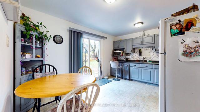 60 William St, House detached with 5 bedrooms, 2 bathrooms and 7 parking in Orangeville ON | Image 2
