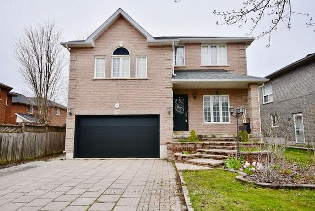 6 Joseph Cres, House detached with 3 bedrooms, 4 bathrooms and 8 parking in Barrie ON | Image 1