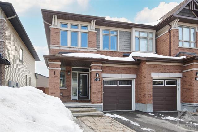 329 De La Melodie St, Townhouse with 3 bedrooms, 3 bathrooms and 3 parking in Ottawa ON | Image 1