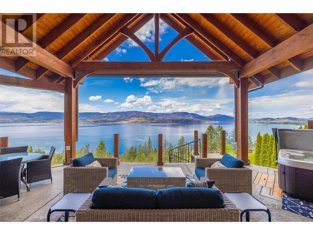 414 Okaview Rd, House detached with 6 bedrooms, 4 bathrooms and 7 parking in Kelowna BC | Image 10