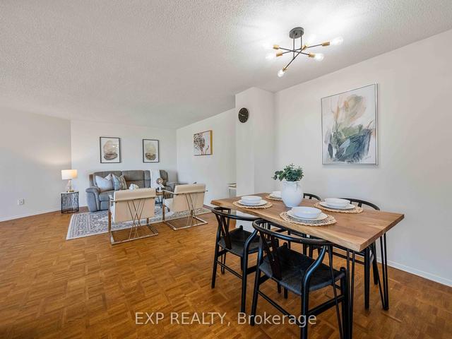 1010 - 3695 Kaneff Cres, Condo with 1 bedrooms, 1 bathrooms and 1 parking in Mississauga ON | Image 3