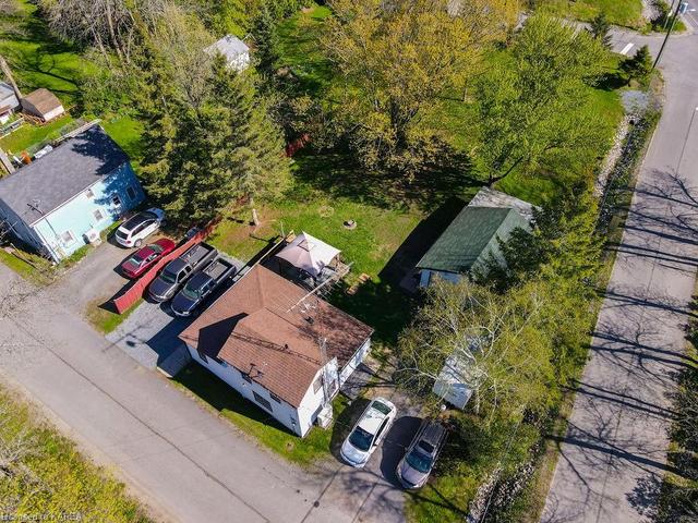 5437 Goodrich St, House detached with 2 bedrooms, 1 bathrooms and 6 parking in South Frontenac ON | Image 36