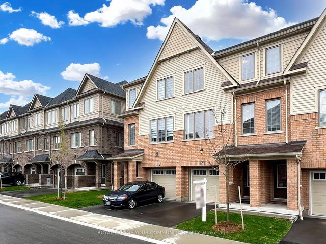 101 Danzatore Path, Townhouse with 4 bedrooms, 3 bathrooms and 2 parking in Oshawa ON | Image 1