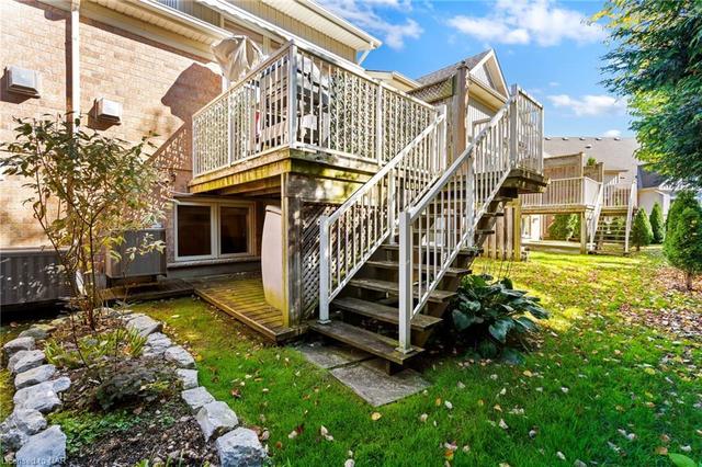 13 - 31 Sawmill Rd, House attached with 3 bedrooms, 2 bathrooms and 3 parking in St. Catharines ON | Image 32
