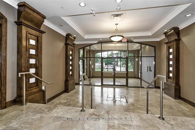 403 - 205 Lakeshore Rd W, Condo with 2 bedrooms, 2 bathrooms and 1 parking in Oakville ON | Image 26