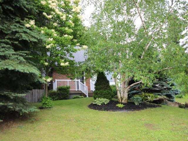 328 Mill St, House detached with 3 bedrooms, 1 bathrooms and 6 parking in Oxford ON | Image 2