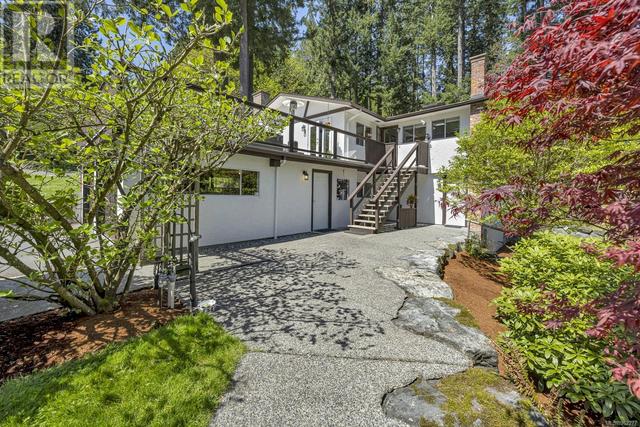 5557 Old West Saanich Rd, House detached with 5 bedrooms, 4 bathrooms and 500 parking in Saanich BC | Image 68
