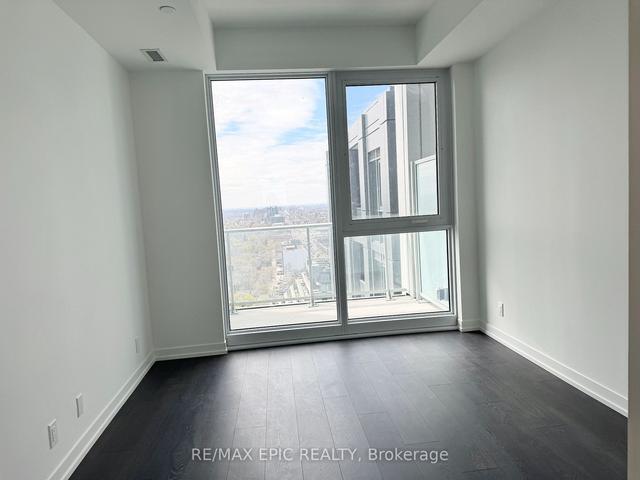 ph21 - 2020 Bathurst St, Condo with 3 bedrooms, 2 bathrooms and 0 parking in Toronto ON | Image 8