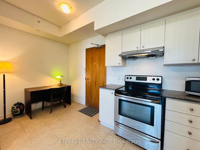 321 - 8323 Kennedy Rd, Condo with 1 bedrooms, 1 bathrooms and 1 parking in Markham ON | Image 4