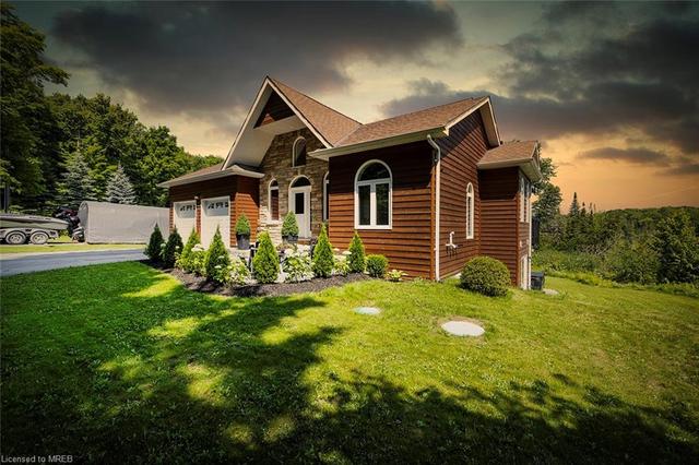106 Juniper Isle Rd, House detached with 4 bedrooms, 2 bathrooms and null parking in Kawartha Lakes ON | Image 12