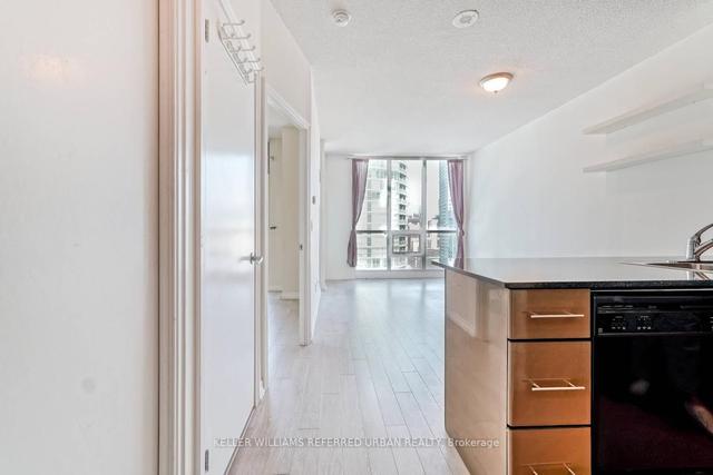 2404 - 16 Yonge St, Condo with 1 bedrooms, 1 bathrooms and 0 parking in Toronto ON | Image 34