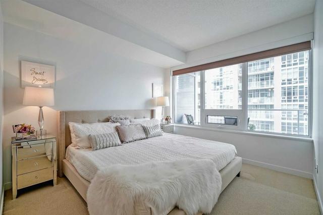 1606 - 59 E Liberty St, Condo with 2 bedrooms, 2 bathrooms and 1 parking in Toronto ON | Image 4
