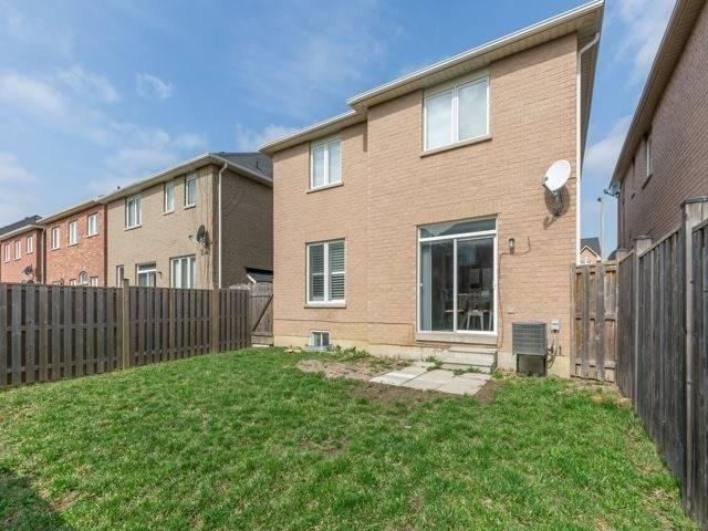 24 Chalkfarm Cres, House detached with 4 bedrooms, 4 bathrooms and 4 parking in Brampton ON | Image 15