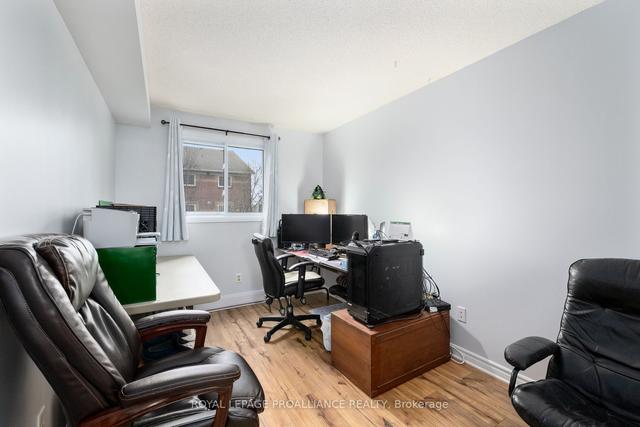 211 - 316 Kingsdale Ave, Condo with 2 bedrooms, 1 bathrooms and 1 parking in Kingston ON | Image 11