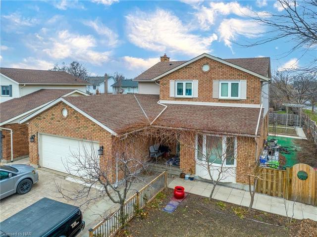 1 Bascary Crescent, House detached with 4 bedrooms, 3 bathrooms and 6 parking in St. Catharines ON | Image 12