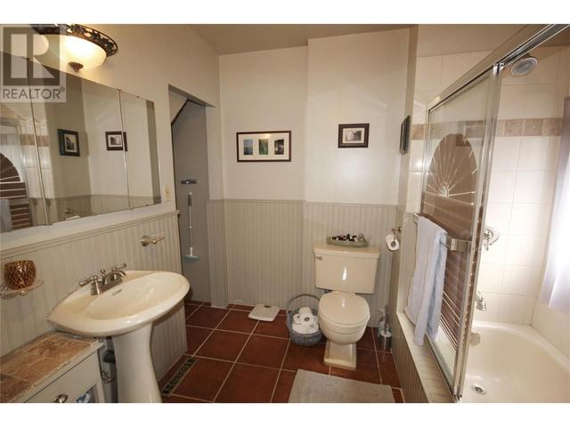 739 Government Street, House detached with 3 bedrooms, 1 bathrooms and 2 parking in Penticton BC | Image 17