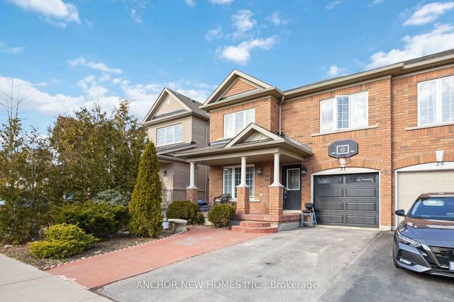 31 Quailvalley Dr, House attached with 4 bedrooms, 4 bathrooms and 4 parking in Brampton ON | Image 12