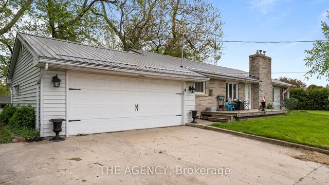 1039 St Johns Rd W, House detached with 3 bedrooms, 1 bathrooms and 8 parking in Norfolk County ON | Image 34