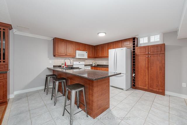 36 Bugelli Dr, House detached with 3 bedrooms, 3 bathrooms and 4 parking in Whitby ON | Image 19