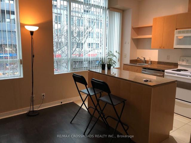 205 - 373 Front St W, Condo with 1 bedrooms, 1 bathrooms and 0 parking in Toronto ON | Image 12