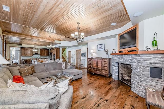10 - 1347 Rosseau Rd, House detached with 5 bedrooms, 4 bathrooms and 5 parking in Muskoka Lakes ON | Image 9