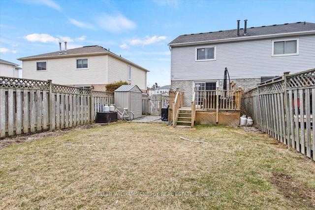 1544 Connery Cres, House semidetached with 3 bedrooms, 2 bathrooms and 3 parking in Oshawa ON | Image 24