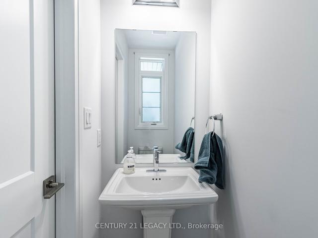 176 - 30 Times Square Blvd, House attached with 3 bedrooms, 3 bathrooms and 2 parking in Hamilton ON | Image 11