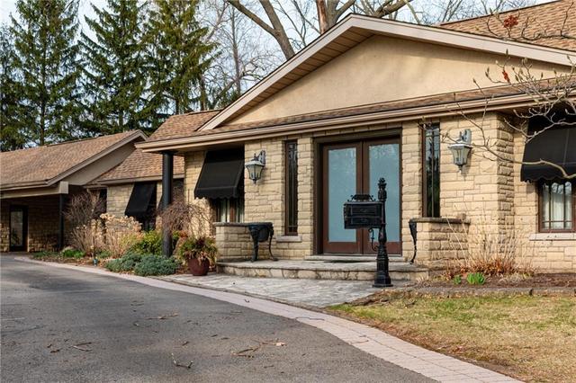 2414 Dorchester Road, House detached with 3 bedrooms, 2 bathrooms and 10 parking in Niagara Falls ON | Image 5