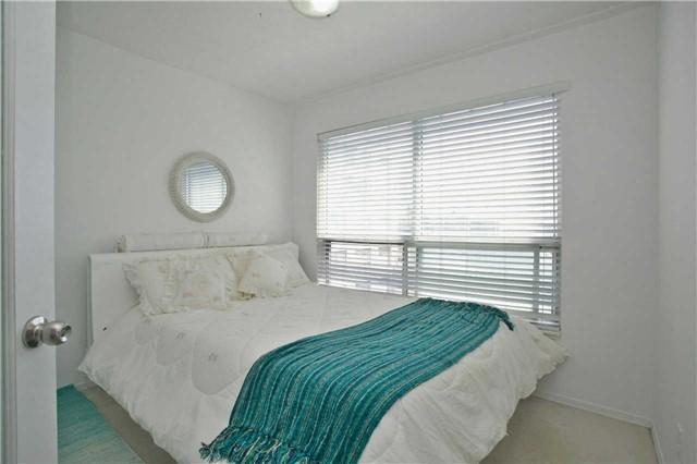 1004 - 1470 Midland Ave, Condo with 2 bedrooms, 2 bathrooms and 1 parking in Toronto ON | Image 10