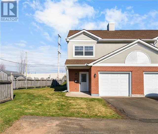 100 - 80 Mount Pleasant Rd, House attached with 2 bedrooms, 1 bathrooms and null parking in Moncton NB | Image 2