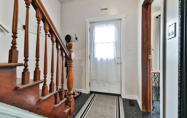 139 Niagara St, House detached with 3 bedrooms, 1 bathrooms and 2 parking in Hamilton ON | Image 20