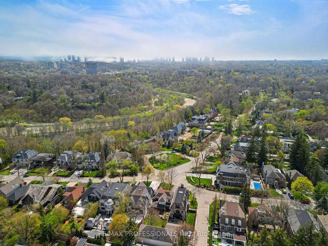 37 Kingsway Cres, House detached with 4 bedrooms, 6 bathrooms and 9 parking in Toronto ON | Image 28