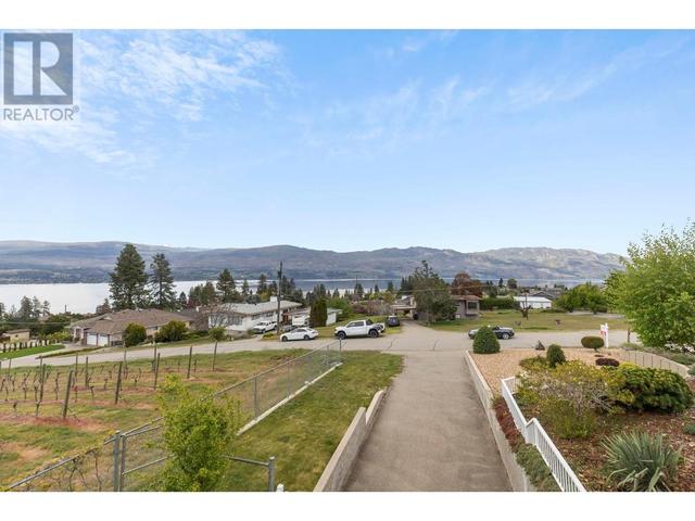 750 Douglas Rd, House detached with 3 bedrooms, 3 bathrooms and 2 parking in West Kelowna BC | Image 36