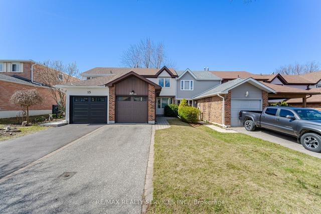13 Barrington Cres, House attached with 3 bedrooms, 2 bathrooms and 3 parking in Brampton ON | Image 12