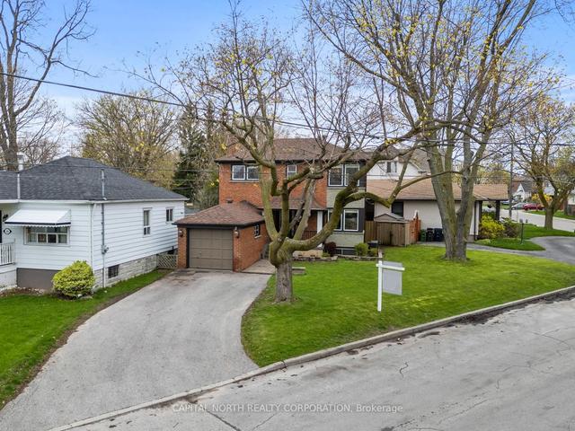 142 Mcintosh St, House detached with 3 bedrooms, 3 bathrooms and 3 parking in Toronto ON | Image 34