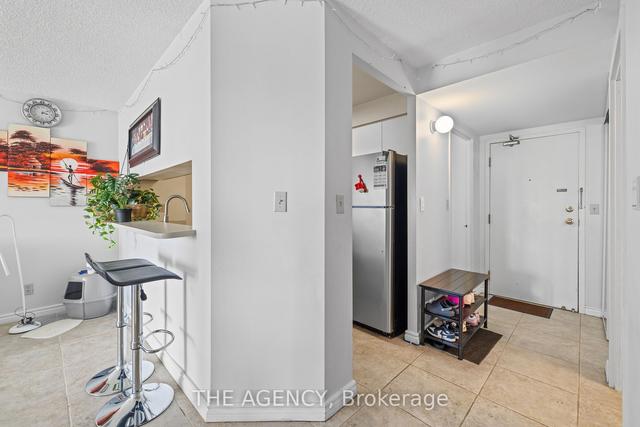 1207 - 90 Dale Ave, Condo with 2 bedrooms, 2 bathrooms and 1 parking in Toronto ON | Image 4