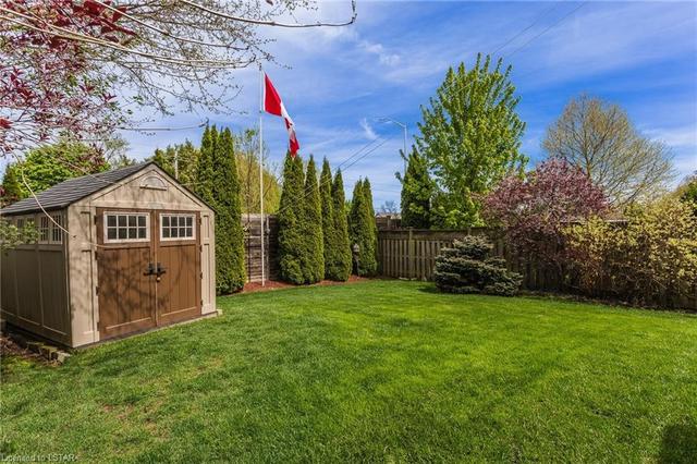 907 Garibaldi Ave E, House detached with 4 bedrooms, 3 bathrooms and 4 parking in London ON | Image 37