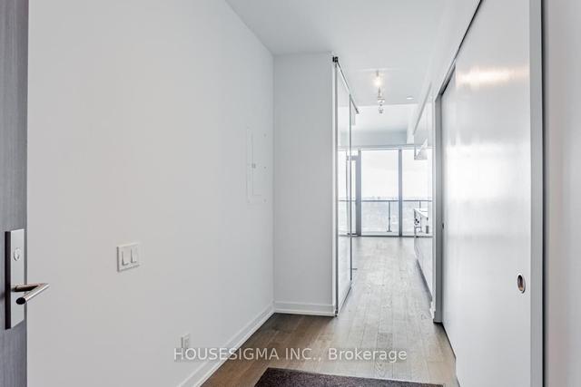 3406 - 185 Roehampton Ave, Condo with 1 bedrooms, 1 bathrooms and 0 parking in Toronto ON | Image 19