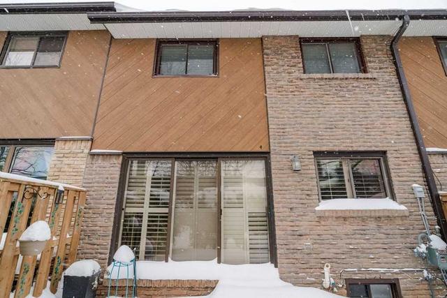 4 - 626 Forestwood Cres, Townhouse with 3 bedrooms, 2 bathrooms and 2 parking in Burlington ON | Image 9
