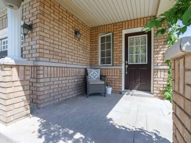 3630 Southwick St, House semidetached with 3 bedrooms, 3 bathrooms and 2 parking in Mississauga ON | Image 6