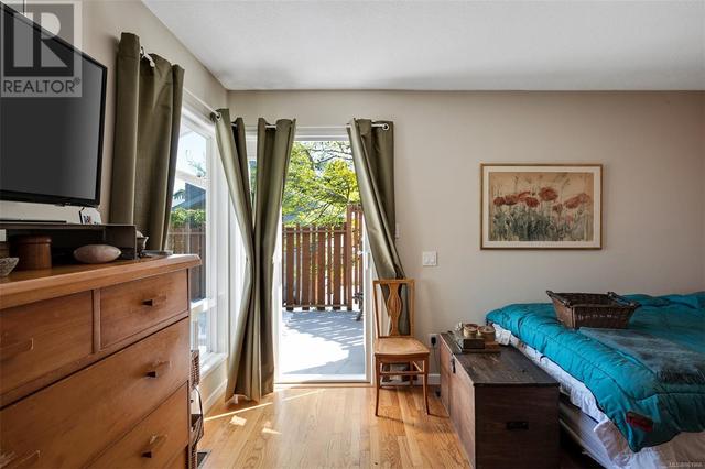4050 Lockehaven Dr E, House detached with 4 bedrooms, 4 bathrooms and 6 parking in Saanich BC | Image 45