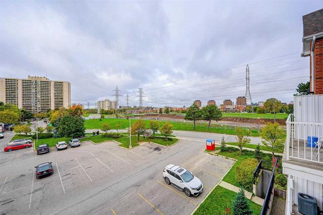 16 - 37 Four Winds Dr, Townhouse with 2 bedrooms, 2 bathrooms and 1 parking in Toronto ON | Image 13